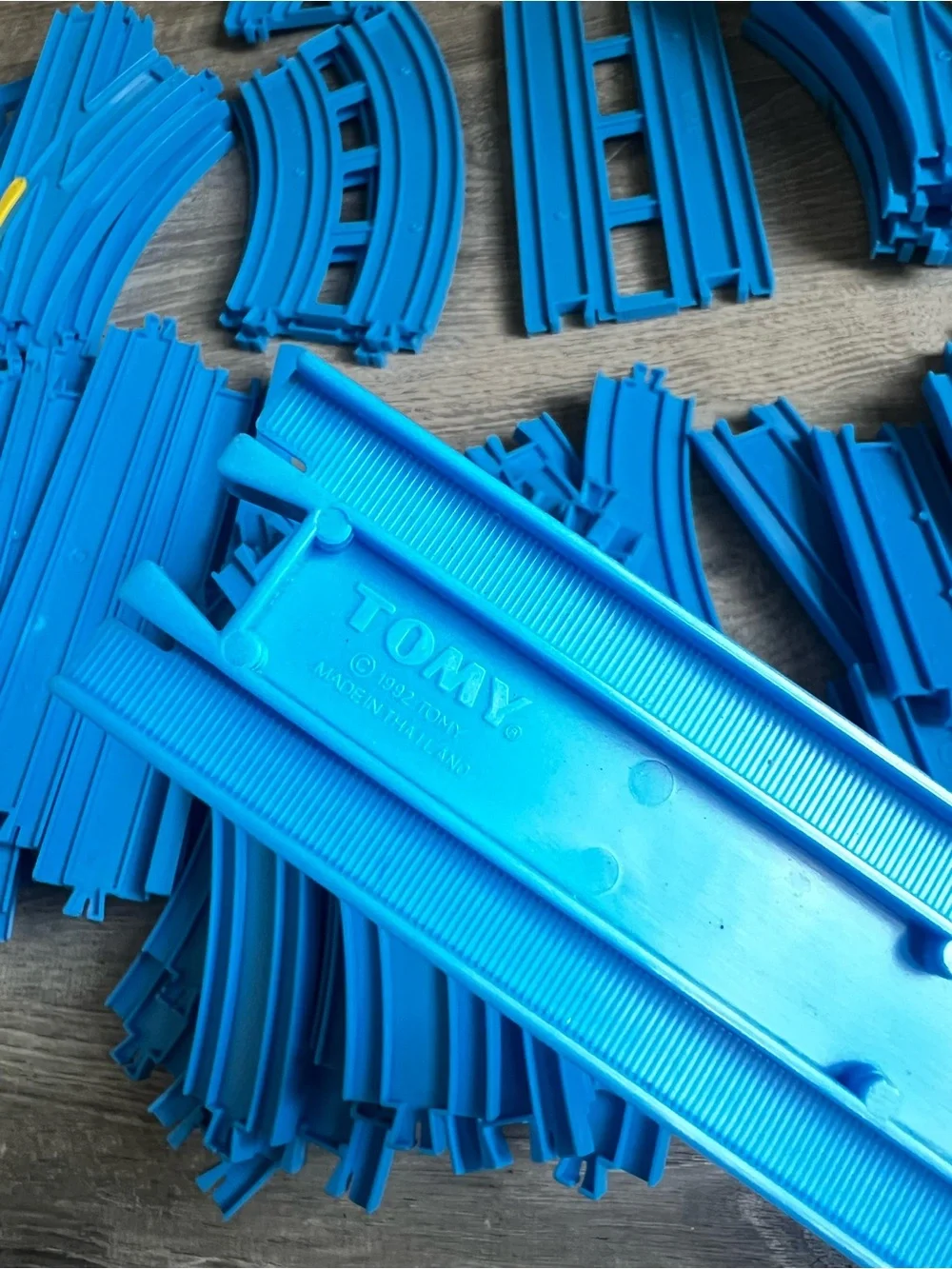 Thomas & Friends Bright Blue Train Track Pieces with Yellow Switches
